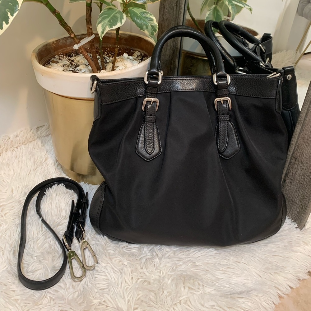 Authentic Prada Satchel Bag in Very Good Condition - Picture 4 of 14